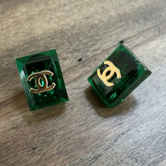 Chanel Green and Yellow Gold Tone Square CC Chicklet Cruise Collection Earrings - Picture 10 of 15